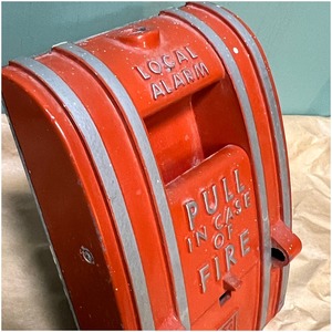 Fire Alarm Pull Station Vtg. 1