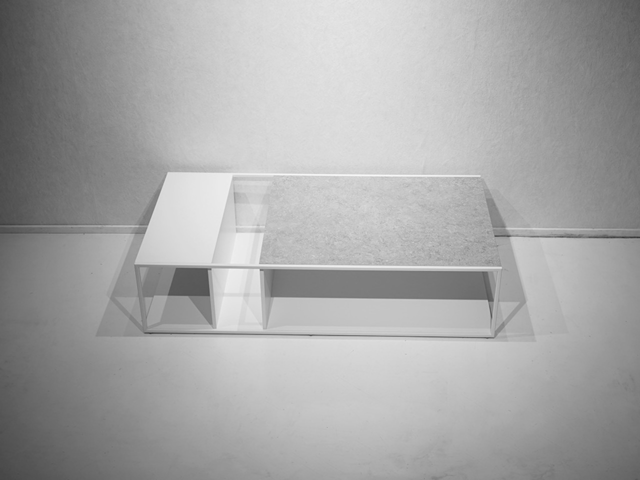 BoConcept Philidelphia / 北欧 デンマーク Henrik Pedersen 名作 ボーコンセプト フィラデルフィア ローテーブル センターテーブル セラミックトップ