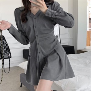 【送料無料】 ミニドレス  長袖  Aライン・フレア  シンプルデザイン  大人可愛い きれいめ  こなれ感  プリーツ  レディースファッション  可愛い  20代・30代  大きめ  プラスサイズ  Vネック  春  お呼ばれ・お出かけ・二次会  グレー