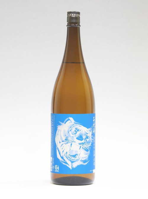 純米辛口生酒　大虎　1800ml