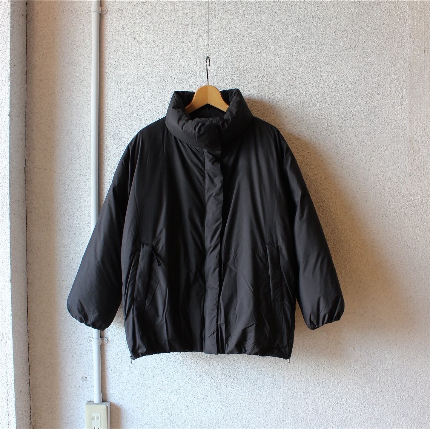 NANGA（ナンガ）/ スタンドカラー ダウンジャケット (ウィメンズ