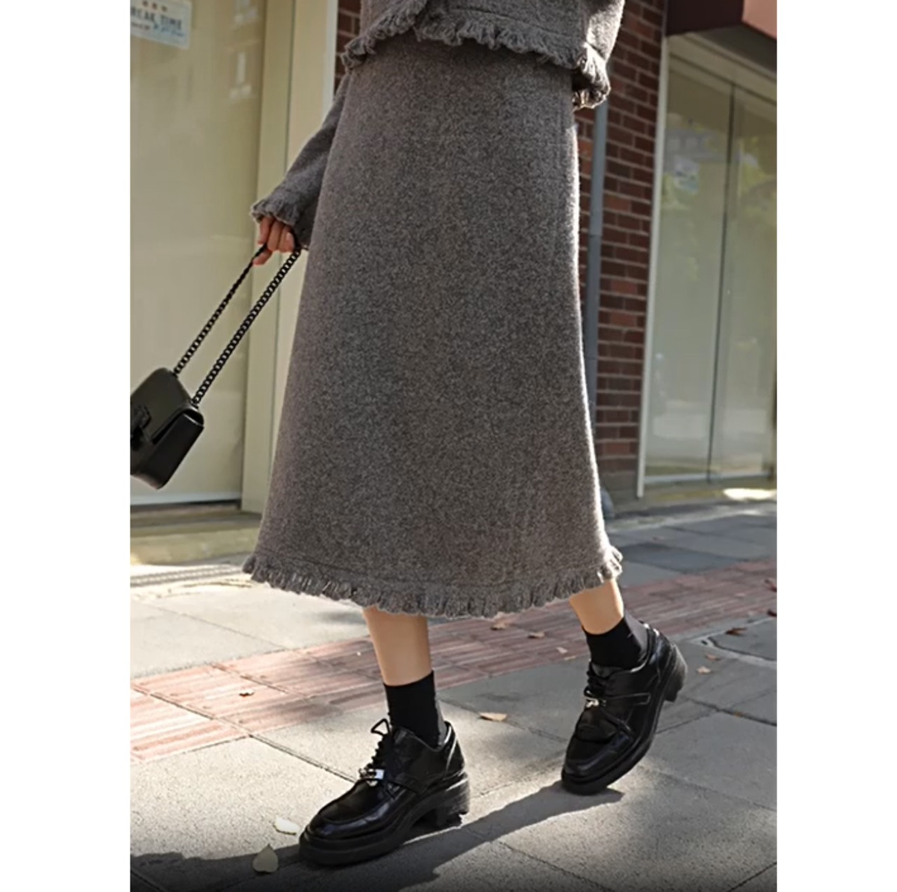 フリルエッジニットカーディガンのセットアップ W00848