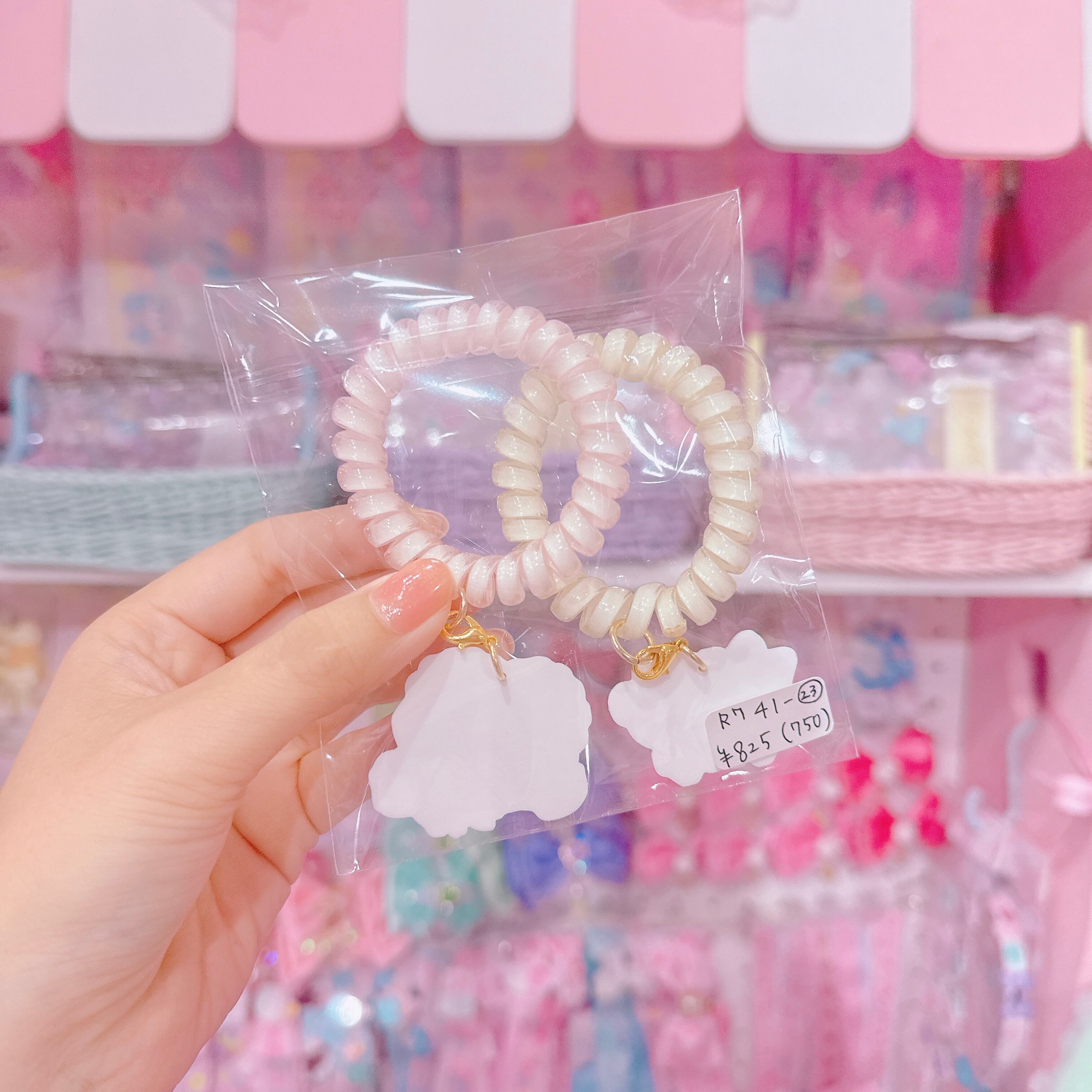 【R7】41-23チャーム付きリングゴム（２個セット）