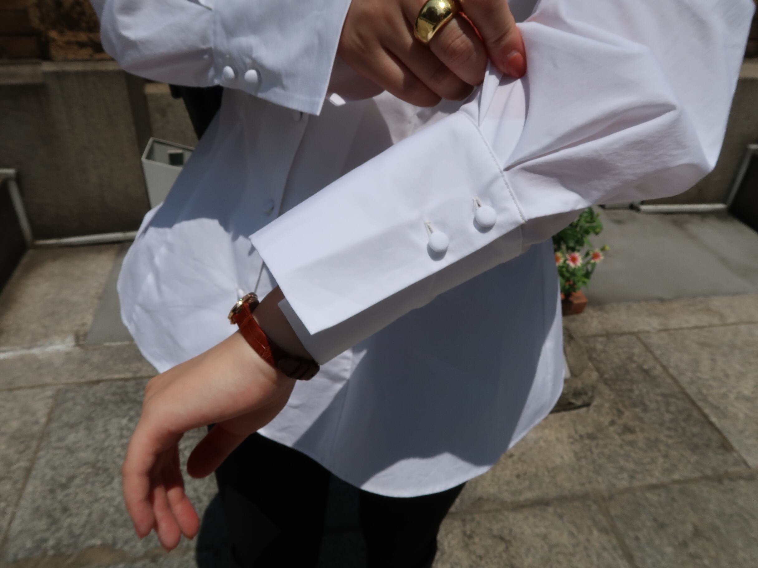 Iris White | SATOKA 