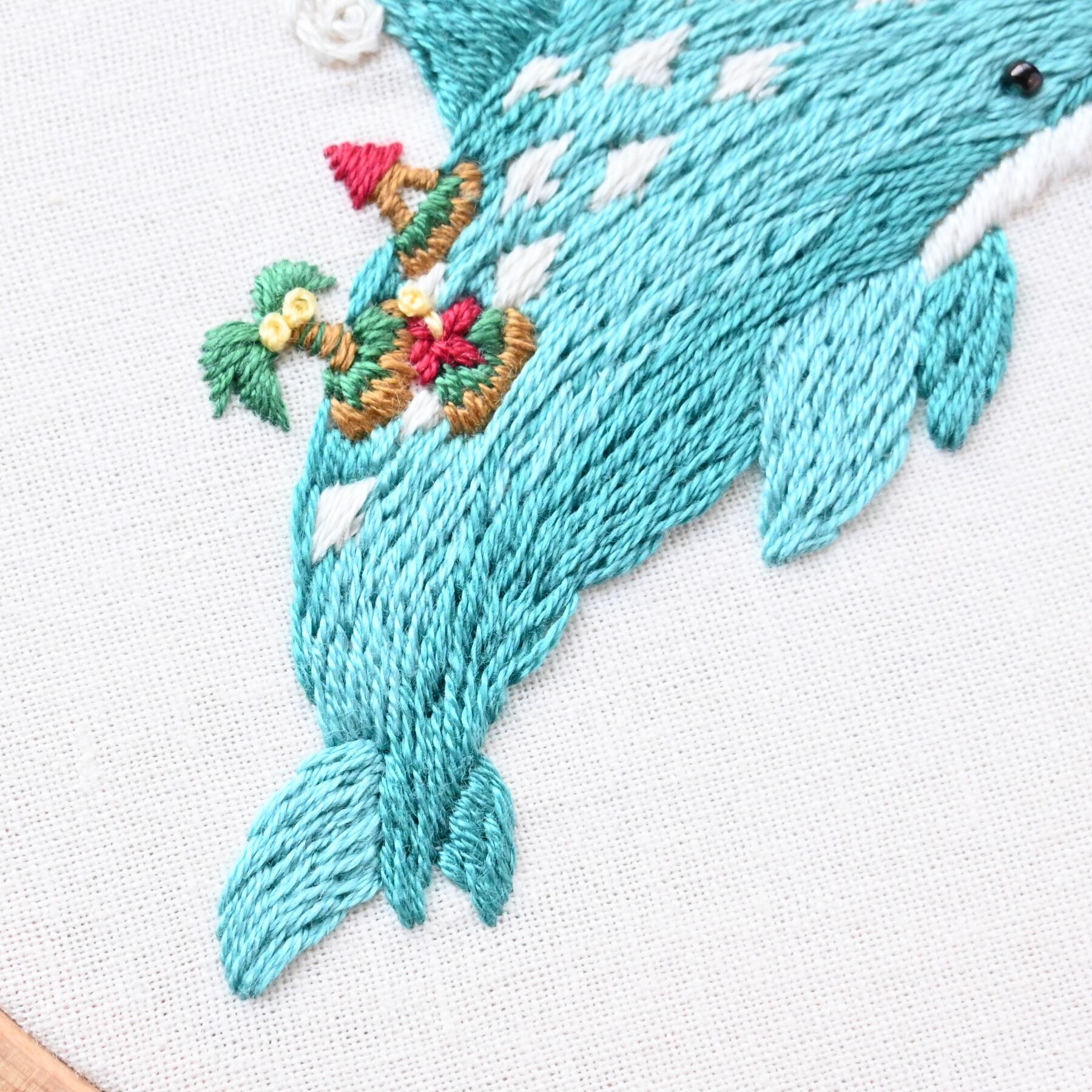 刺繍キット「南の島イルカ」《空想街雑貨店》