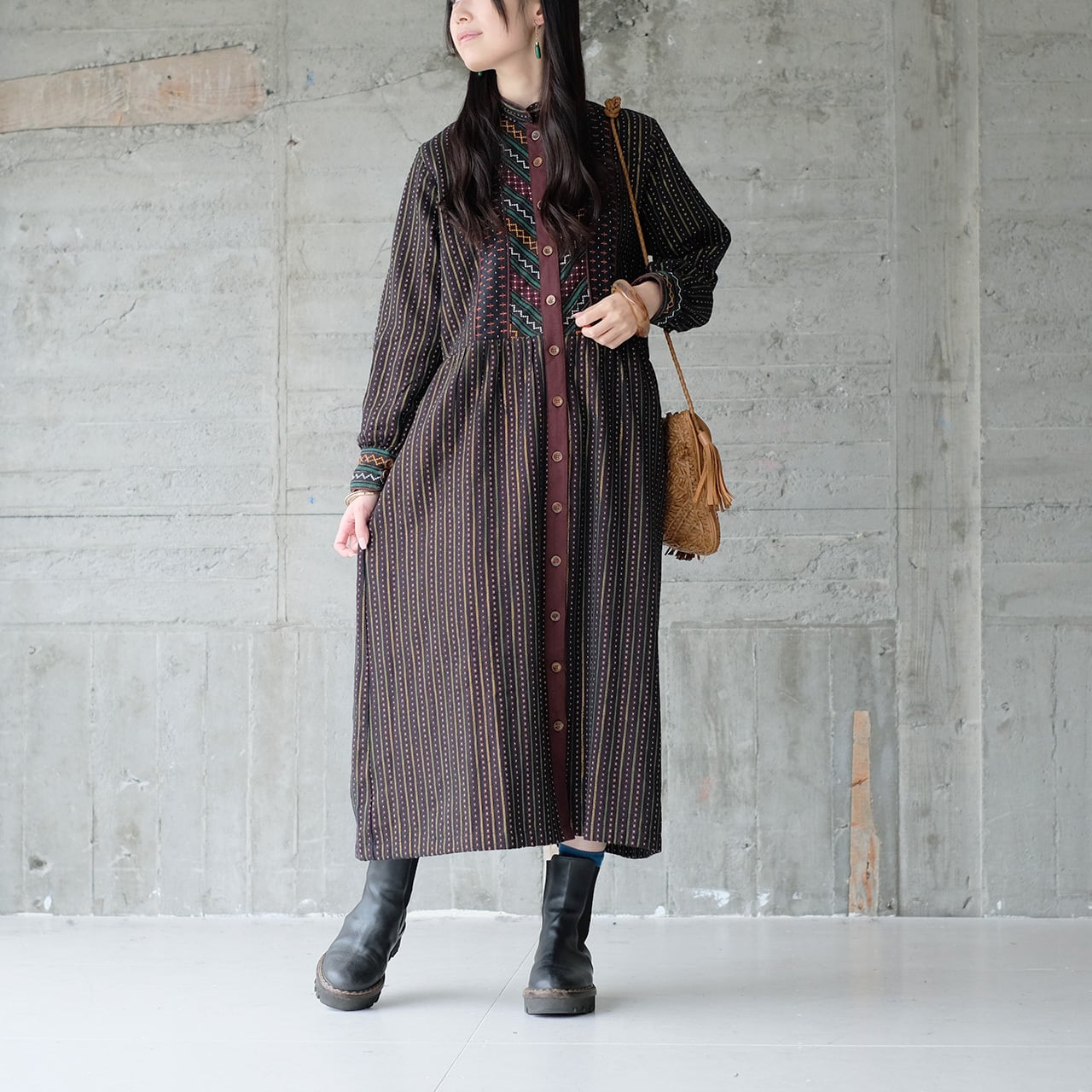 再販】ネワール族の伝統織物◎ステッチ刺繍ワンピース（25w-10