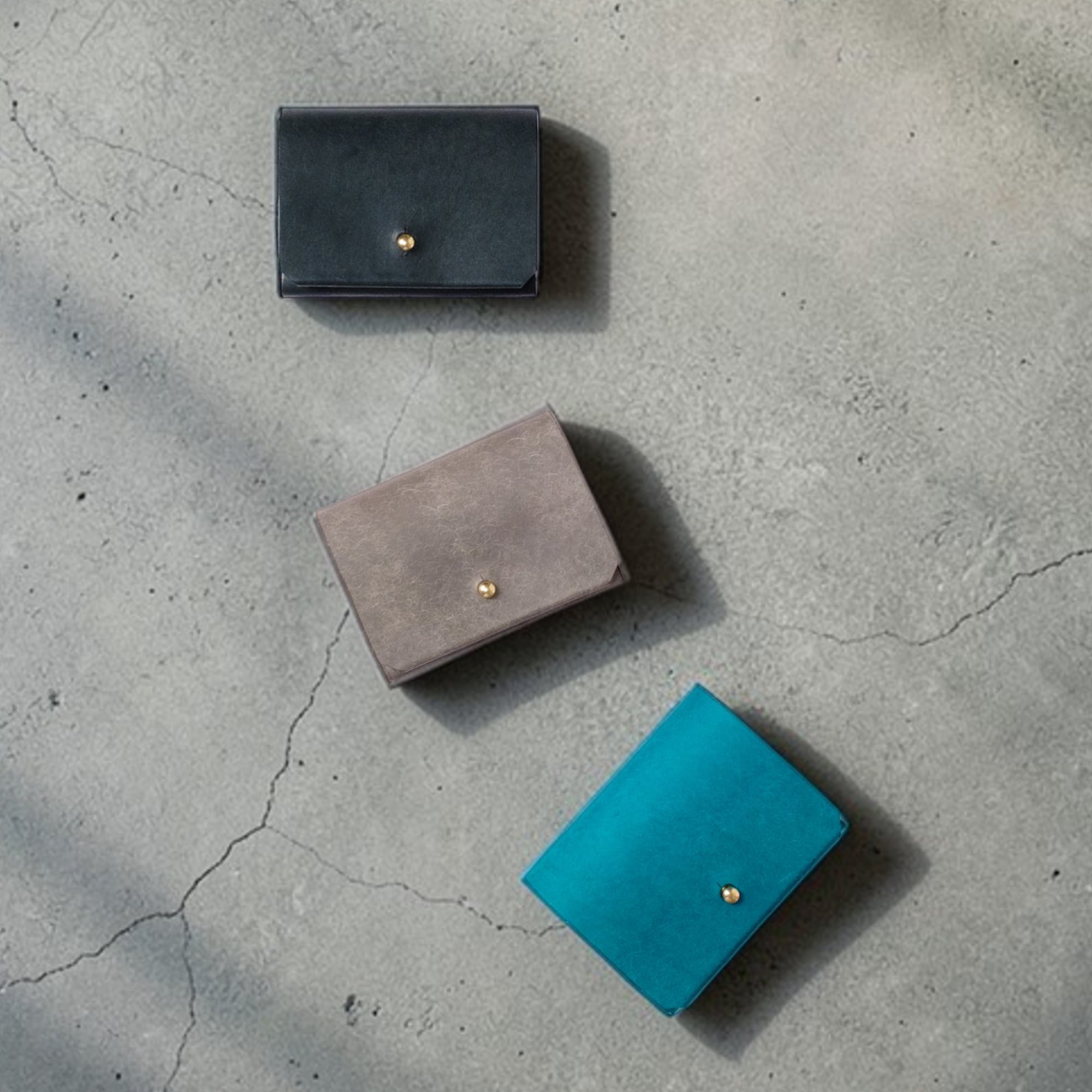 Sabrina mini｜お札の折れない三つ折り財布 | andloom（アンドルーム