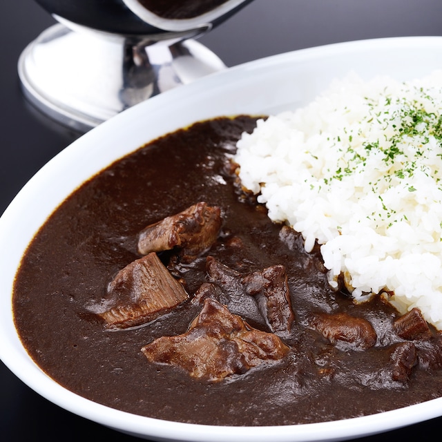 牛もつ黒カレー（レトルト6パック入り）【常温便】