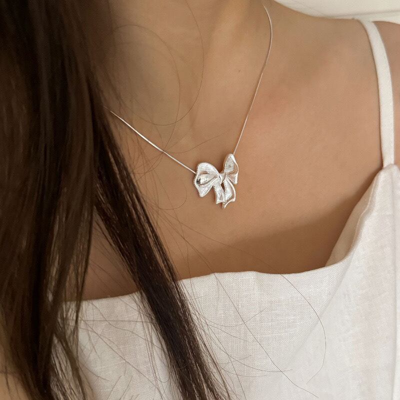 925sliver ribbon neckless/シルバ−925ネックレス 韓国アクセ 925sliver ribbon neckless/シルバ−925ネックレス 韓国アクセ