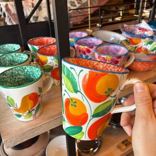 Spain ARTESANIA LEON Hand Painted Ceramic Tapered mug　スペイン　アルテサニアレオン　ハンドペイント陶器　テーパーマグカップ　全3種　バード　フラワー　オレンジ