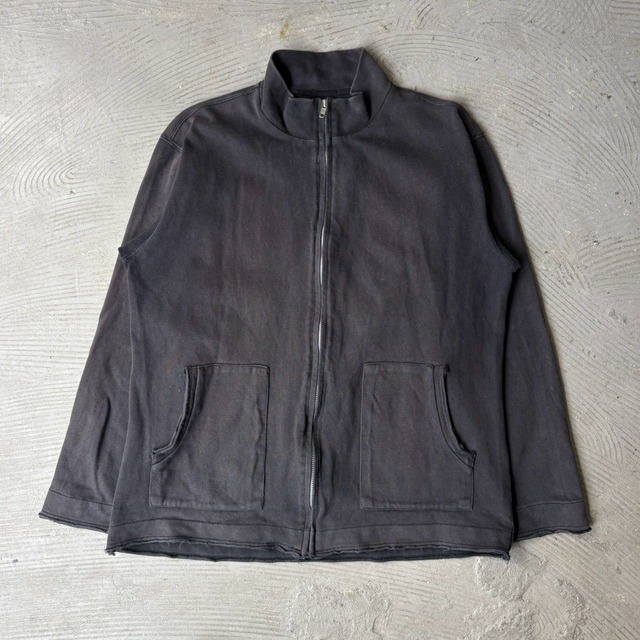 Zip-up sweat shirt