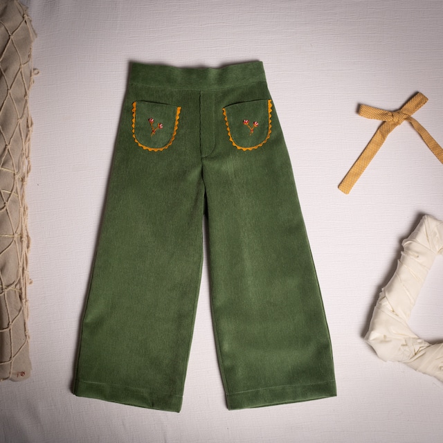《ラスト4y》Birinit Petit / Olive corduroy embroidered bell bottom pants