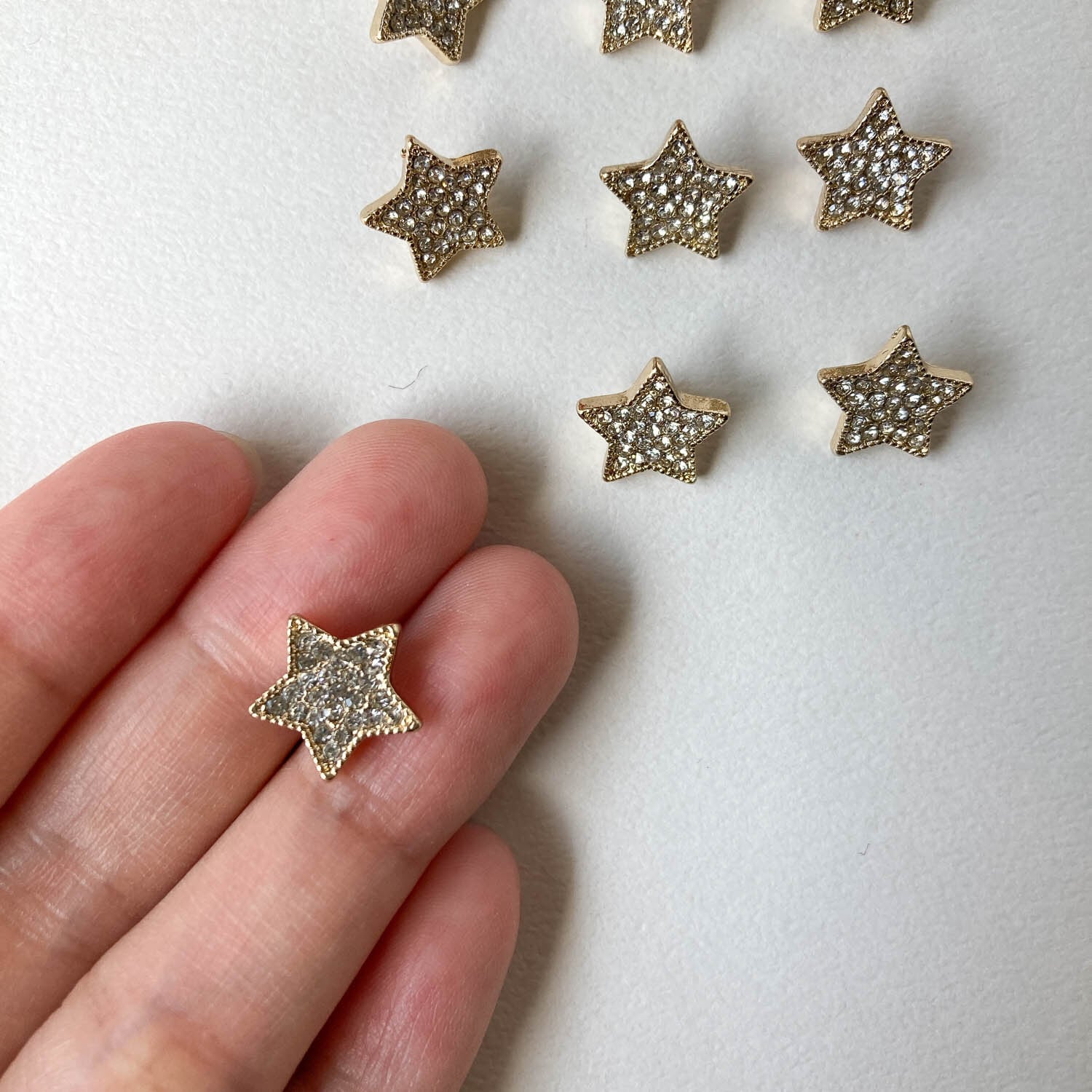夜空のボタン☆2個 j-35 ボタン/カボション/星/月/パール ビジュー入りキラキラ星ボタン（12mm） | Dua-アクセサリーパーツショップ
