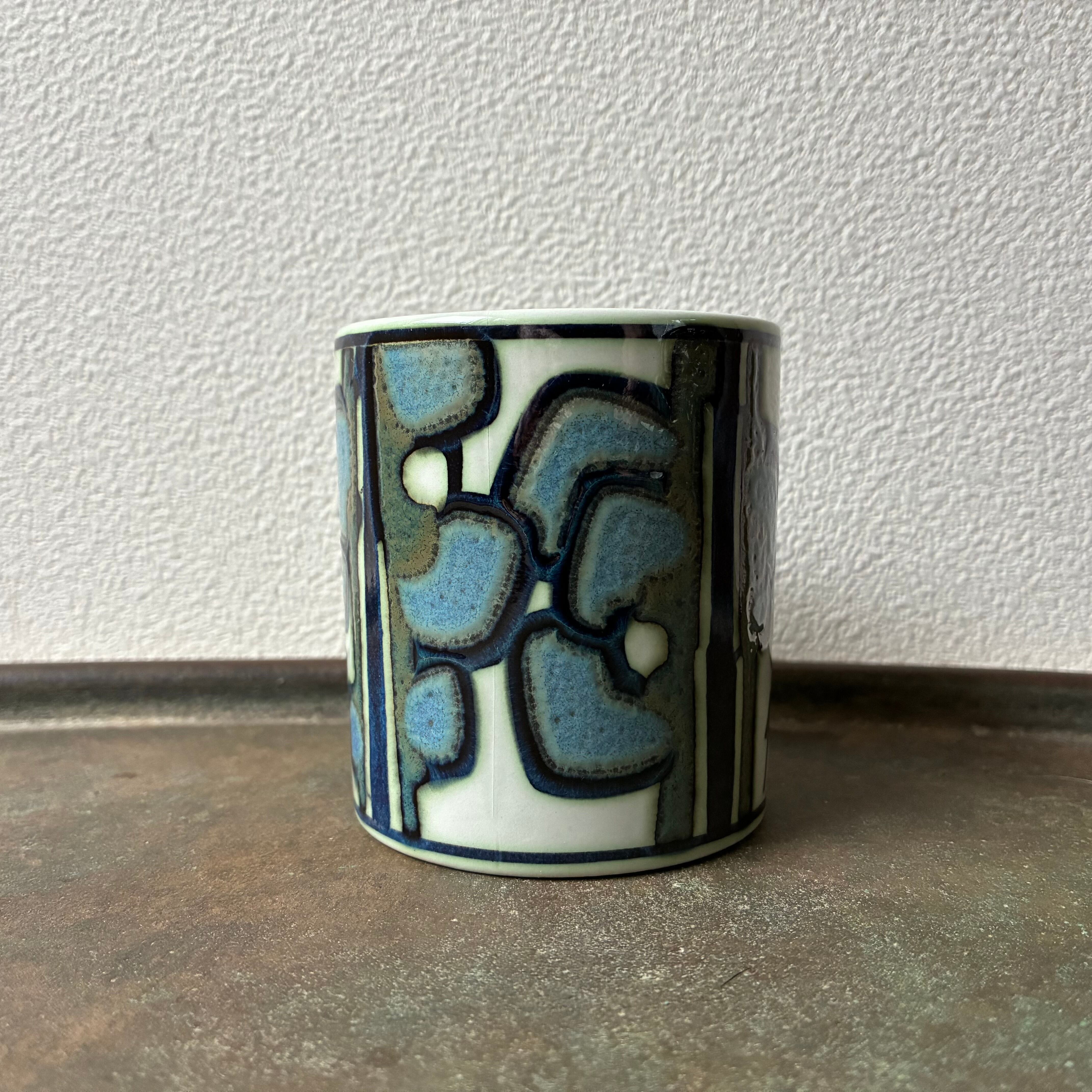 Royal Copenhagen / ロイヤルコペンハーゲン イヤーマグカップ 1975年