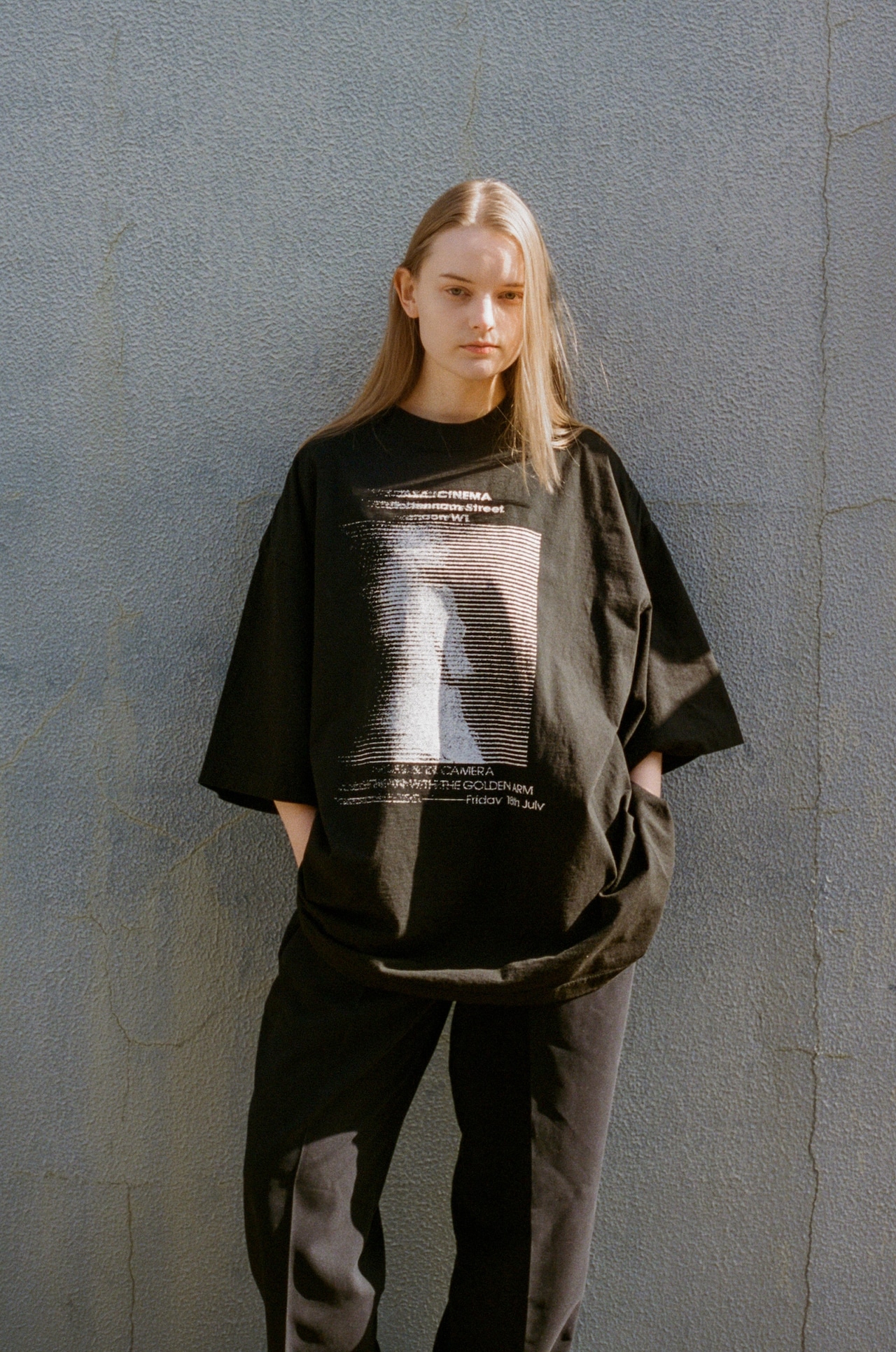 CINEMA - BLACK
