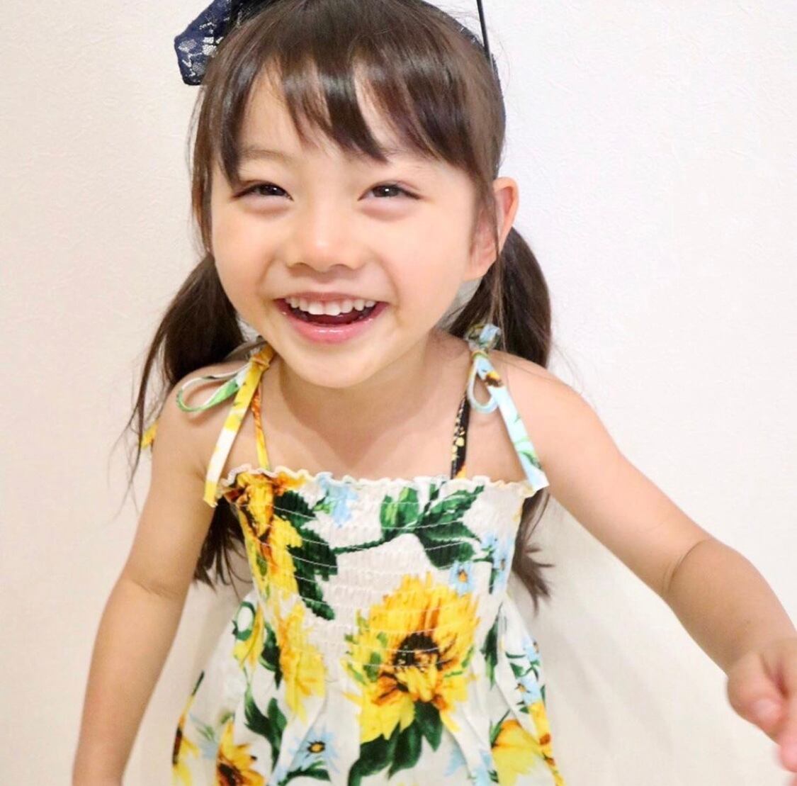 商品番号1018 ひまわり柄ワンピース Tuery Kids 商品番号1018 ひまわり柄ワンピース Tuery Kids