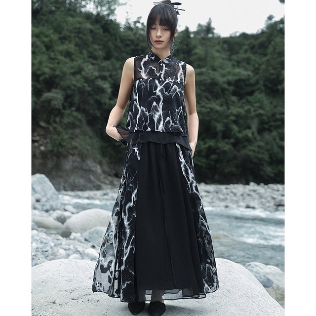 中華ゴシック  スカート ブラック 花柄 プリント柄 シフォン ウエストゴム 大青龍肆 夏服 20代 30代ファッション