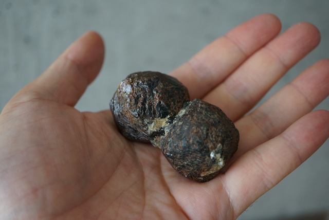 愛知県産アルマンディン・ガーネット Almandine Garnet 1442