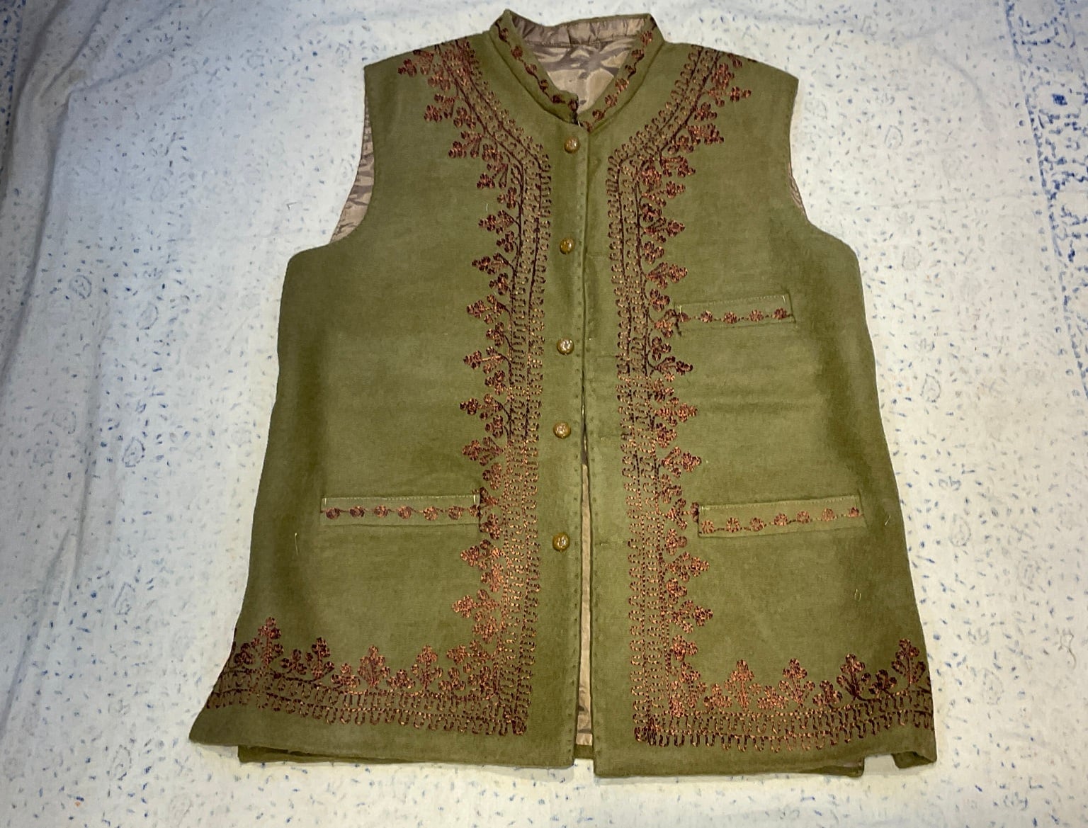 トルクメンジュエリー カフブレスレットB202200847 | アフガニスタン