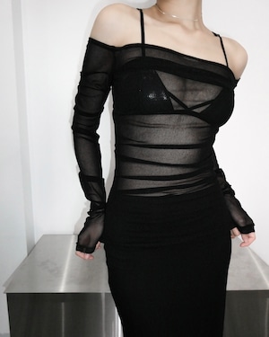 Off-shoulder gatherd top - Black / SHUN×MOOL Exclusive