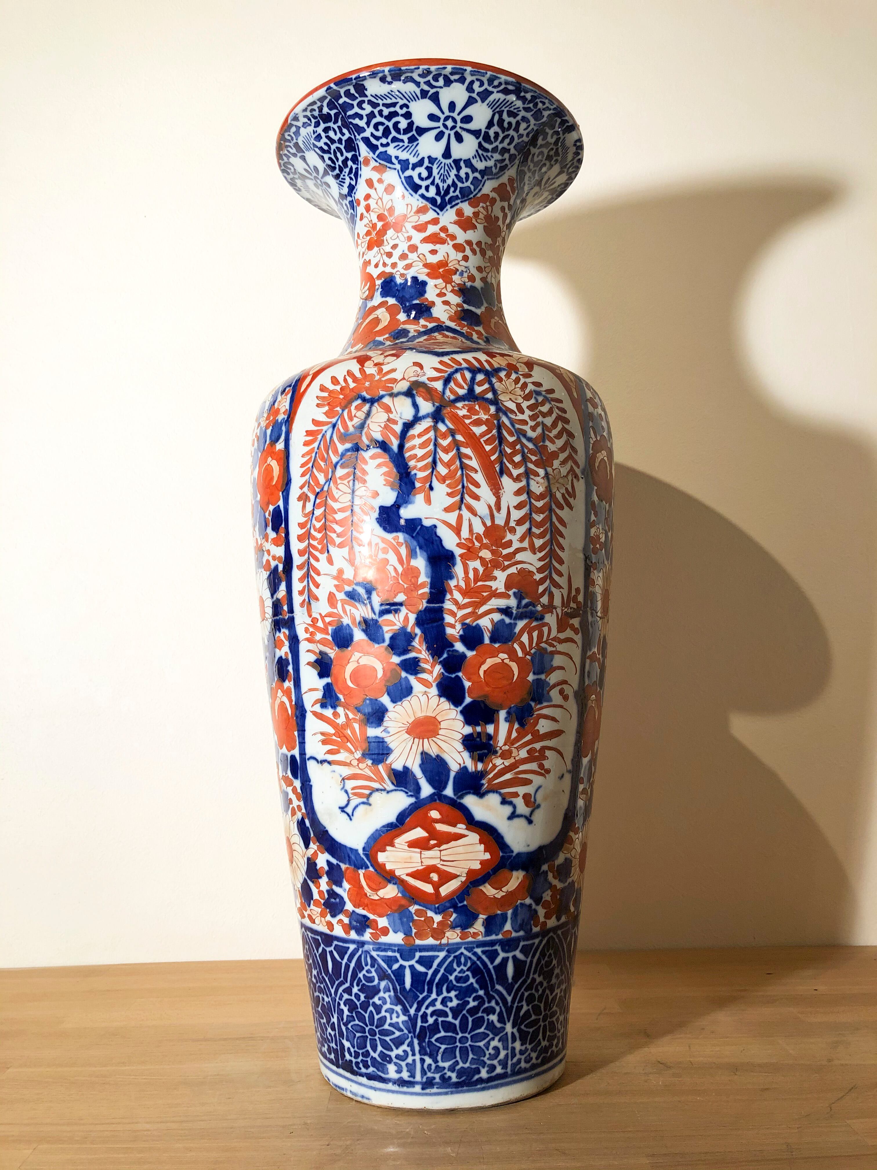 新作登場，お得 【偲】明治時代 伊万里焼 赤絵錦 金欄手 草花図