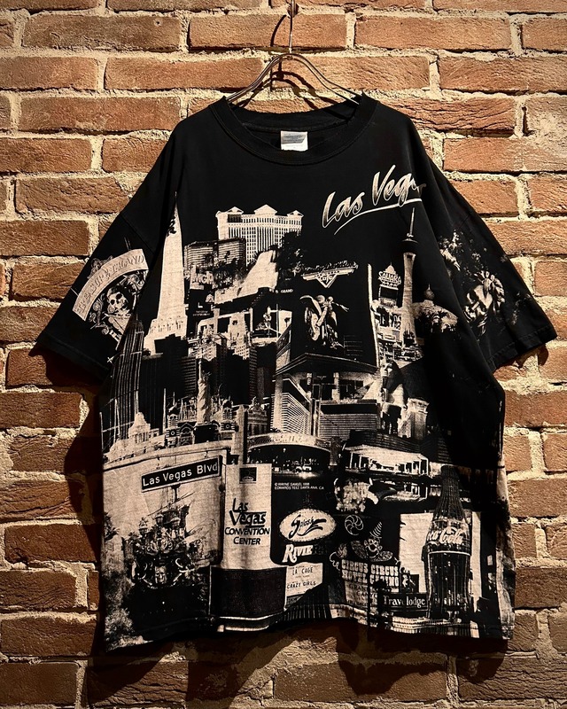 【Caka act3】90's "Las Vegas" Total Print Design Vintage Loose S/S T-shirt