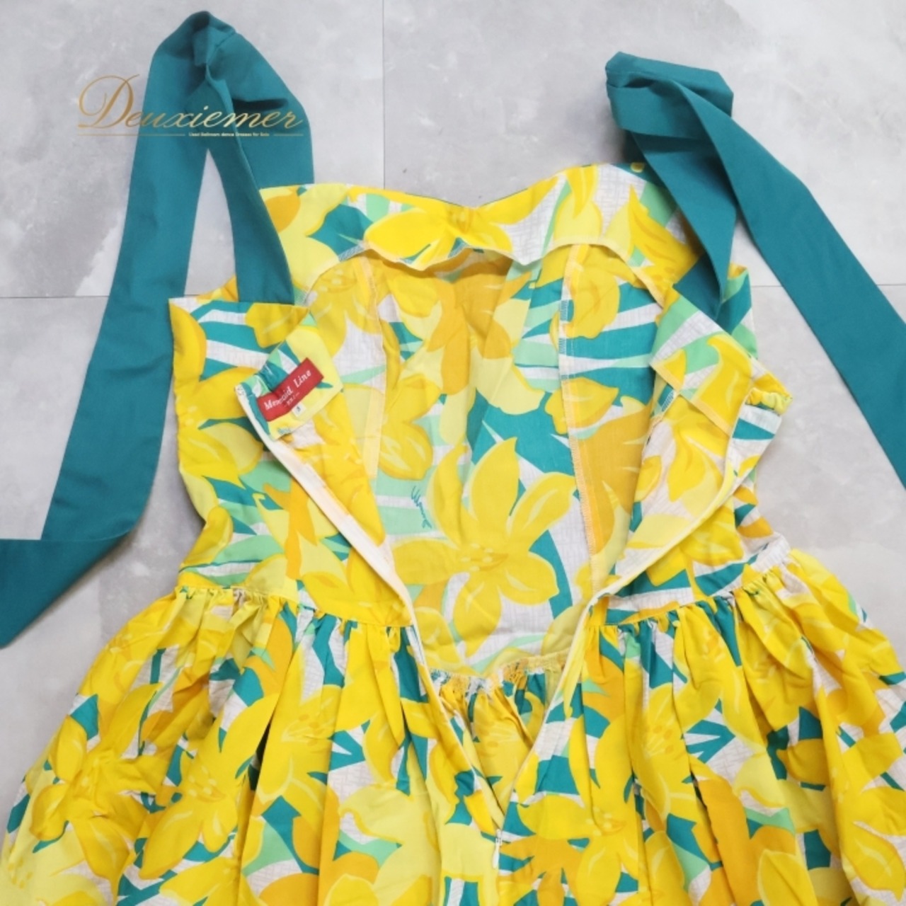 フラダンス 衣装 ワンピース ドレス イエロー系 マーメイドライン エムエムジェイ 日本製 ハワイアンプリント リリー MermaidLine MMJ レッスン 練習 マウナロア アロハ フラ ダンス リボン 華やか 鮮やか かわいい おしゃれ グリーン系 ホワイト系 黄 緑 黄緑 白 フラ ダンス 衣装 レッスン用 ハワイアンワンピース ロングドレス パーティー レディース 明るい色柄 おしゃれなデザイン