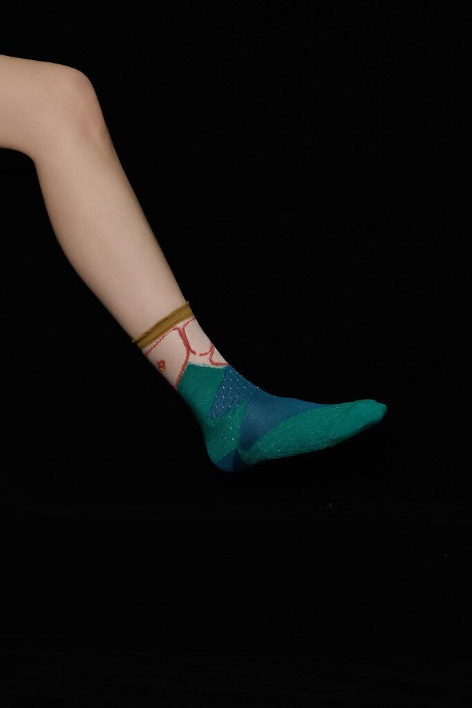 nafl｜₁₀nE a fabric laboratory ｜白椿（靴下） | Ryu Cafe / 習習