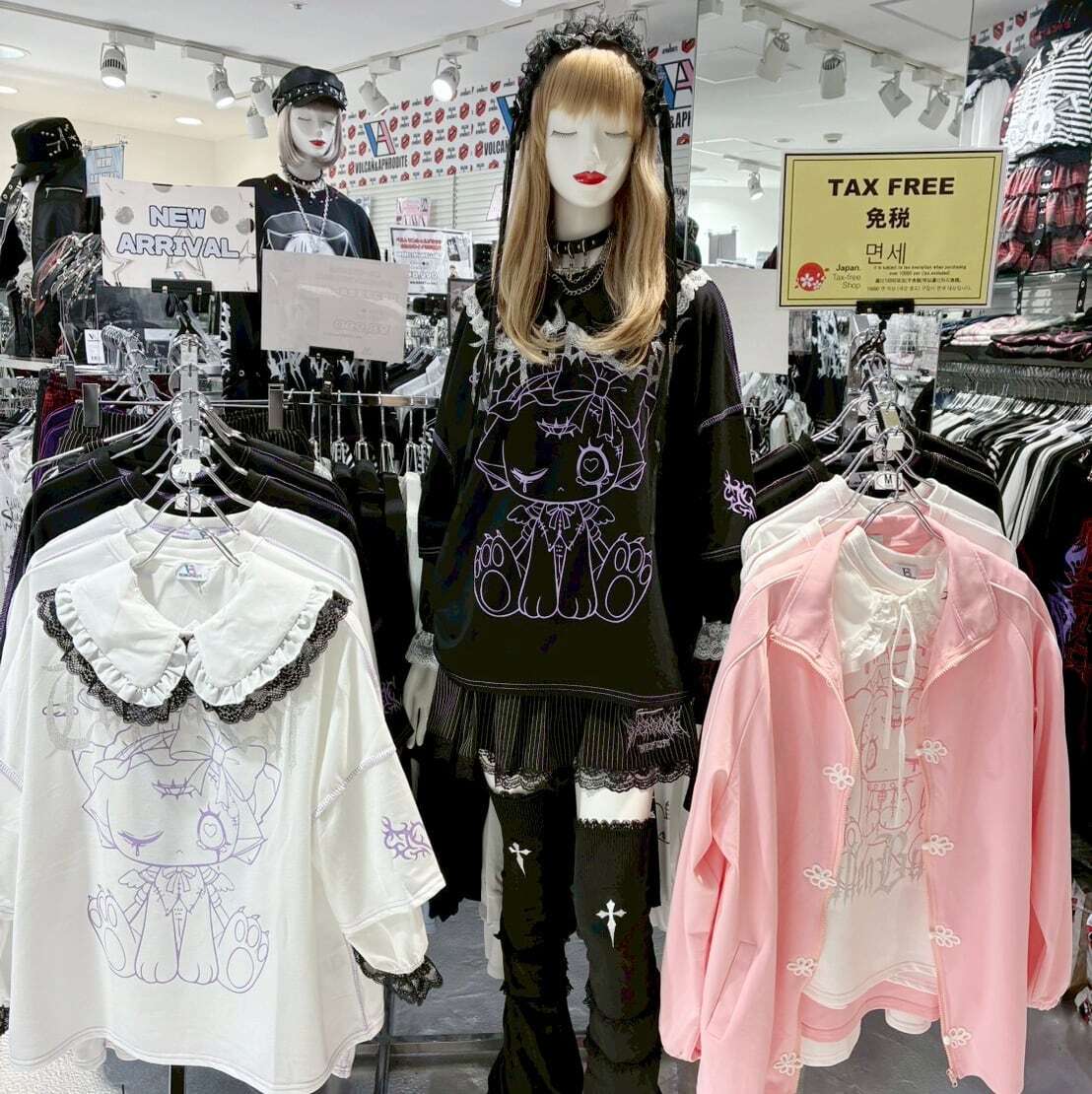 6/22 完売BLACK再入荷！】CupidCatステッチTシャツ | VOLCAN&APHRODITE