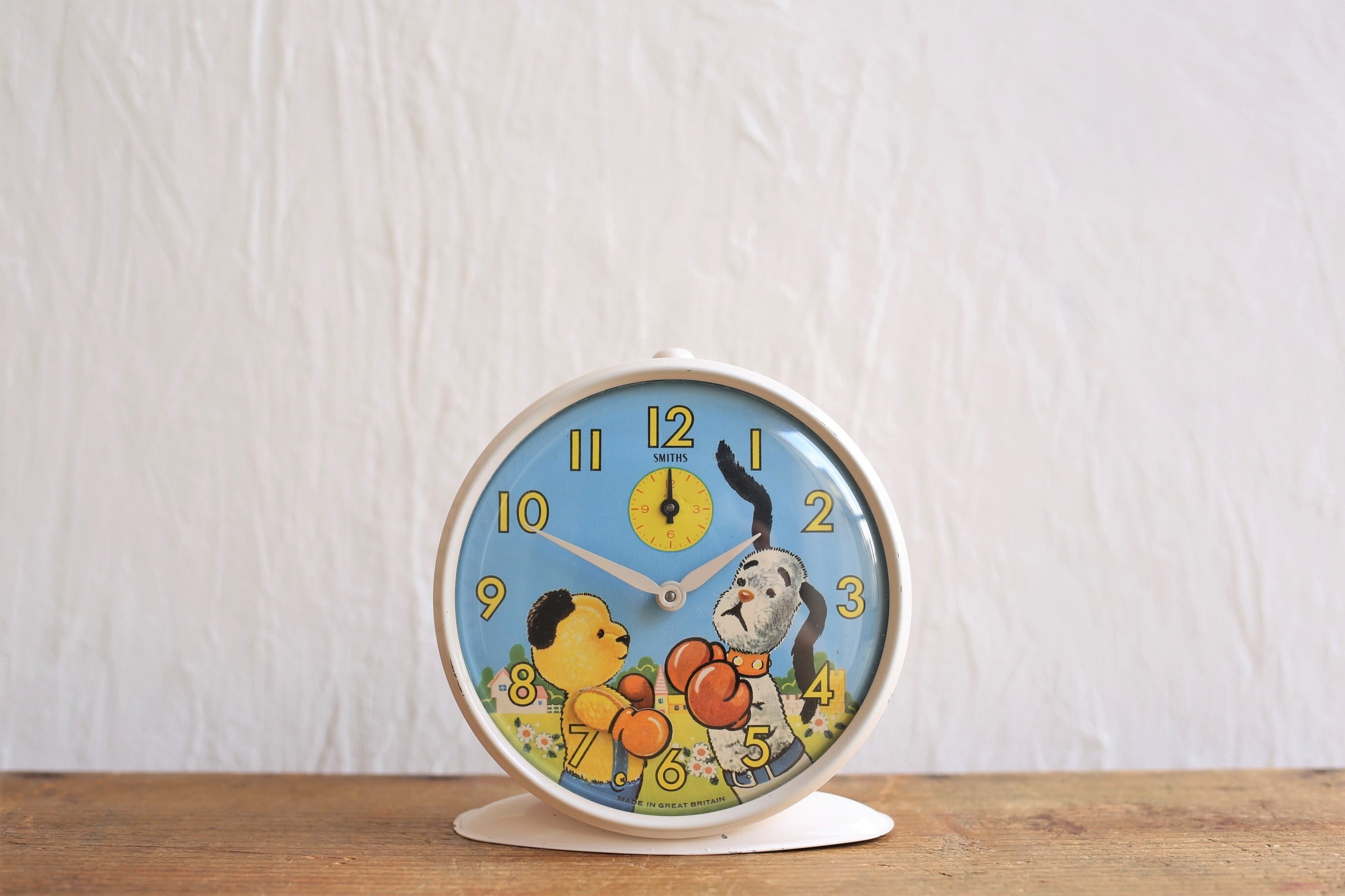 イギリス アンティーク ヴィンテージ SMITHS 『スーティー』目覚まし時計 N-03431