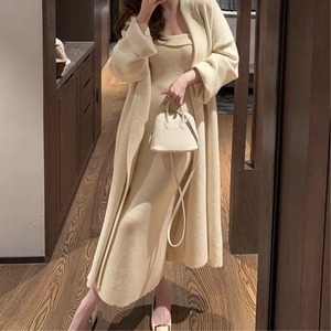 Straight cardigan and 2 tube top dresses　2311052
