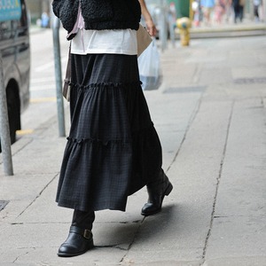 tiered check long skirt　J00350