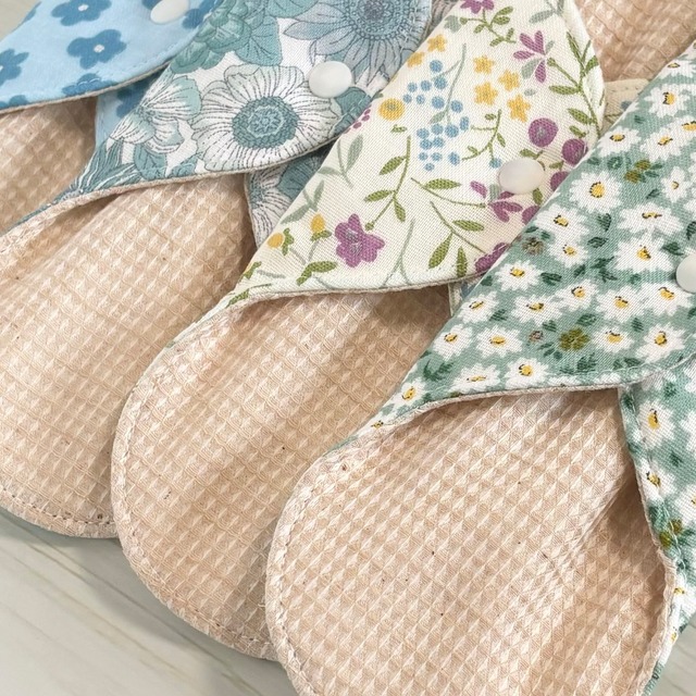 22cm ワッフル オーガニック 布ナプキン 防水仕様 4枚セット 普通の日用 218