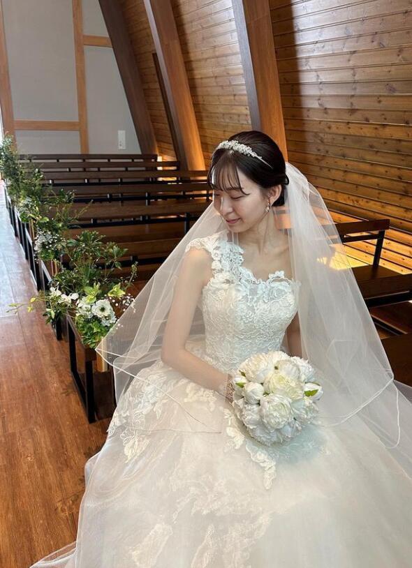 ボレロ キラキラ光る刺繍 シースルー袖 背中見せ 花嫁/ウェディング  