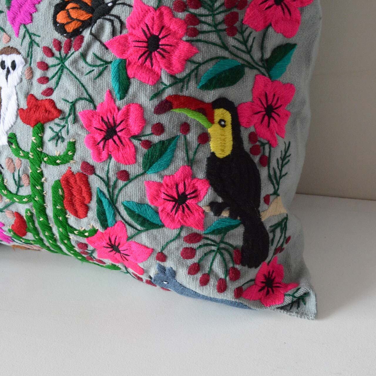 メキシコ シナカンタン刺繍クッションカバー（22000-B） | MIGO LABO