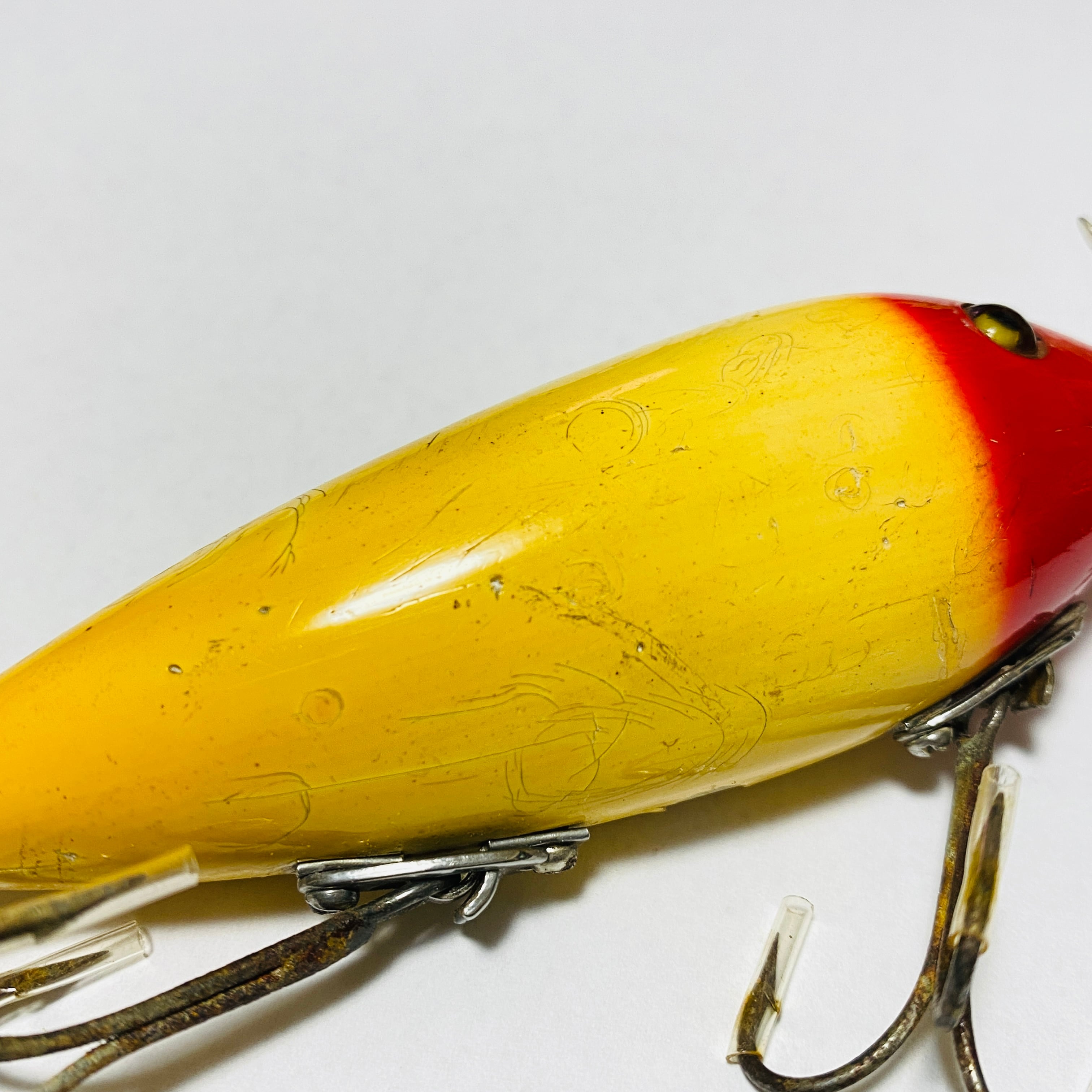 30's Heddon MUSKY SURFACE #300 (約 28g ボディ部9cm）[3608