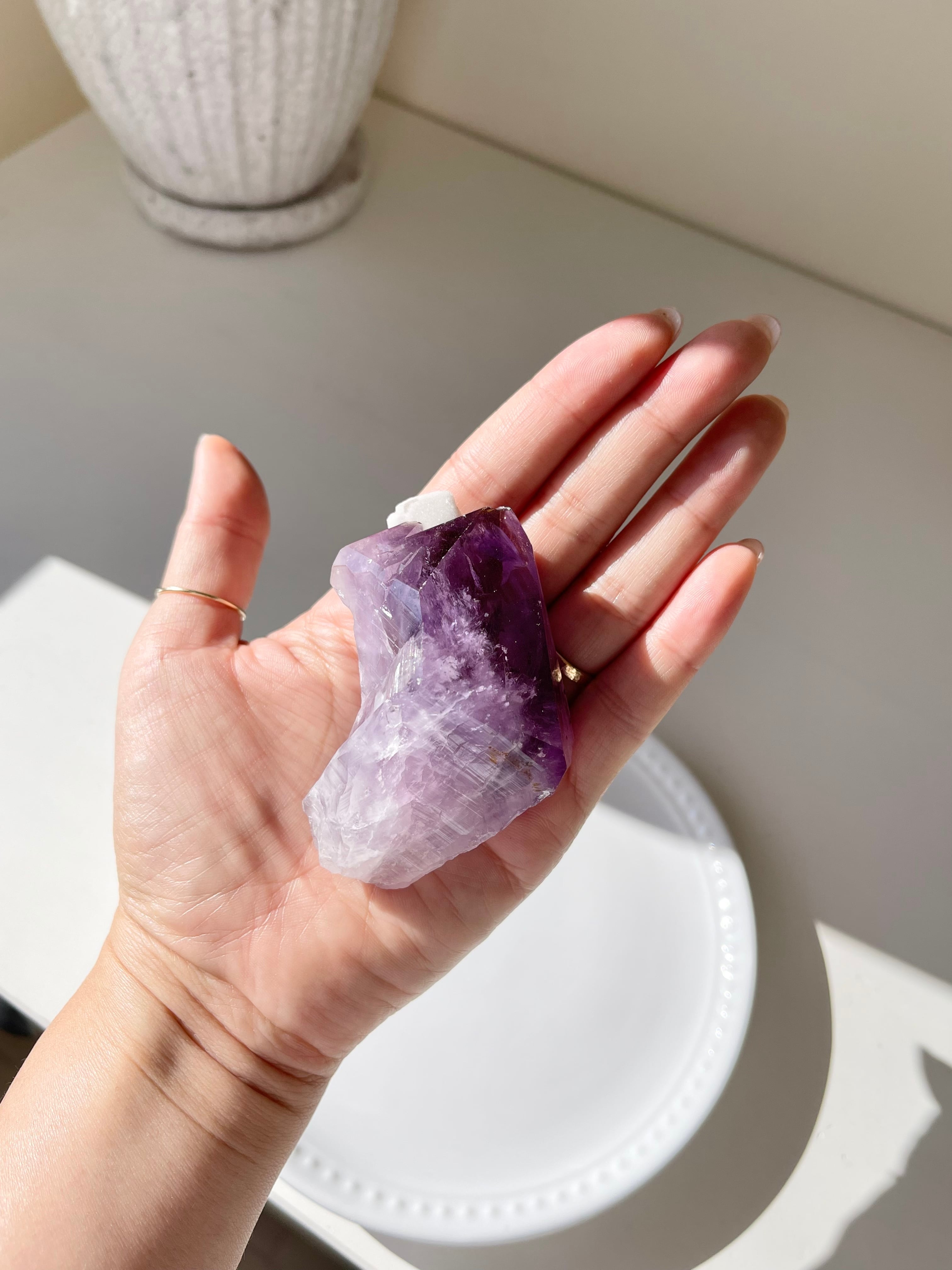 カルサイトオンアメシスト/ square calcite on amethyst