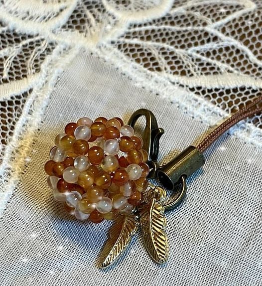 神聖幾何学フラーレン2㎜ビーズ使用 ストラップ羽 | Blu verde