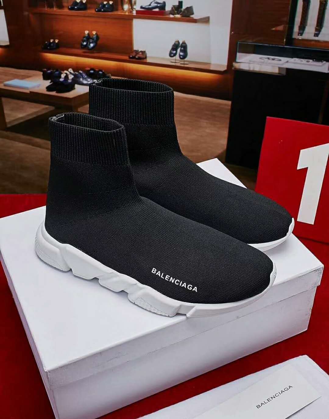 BALENCIAGA バレンシアガ Speed Trainers バレンシアガ スピード