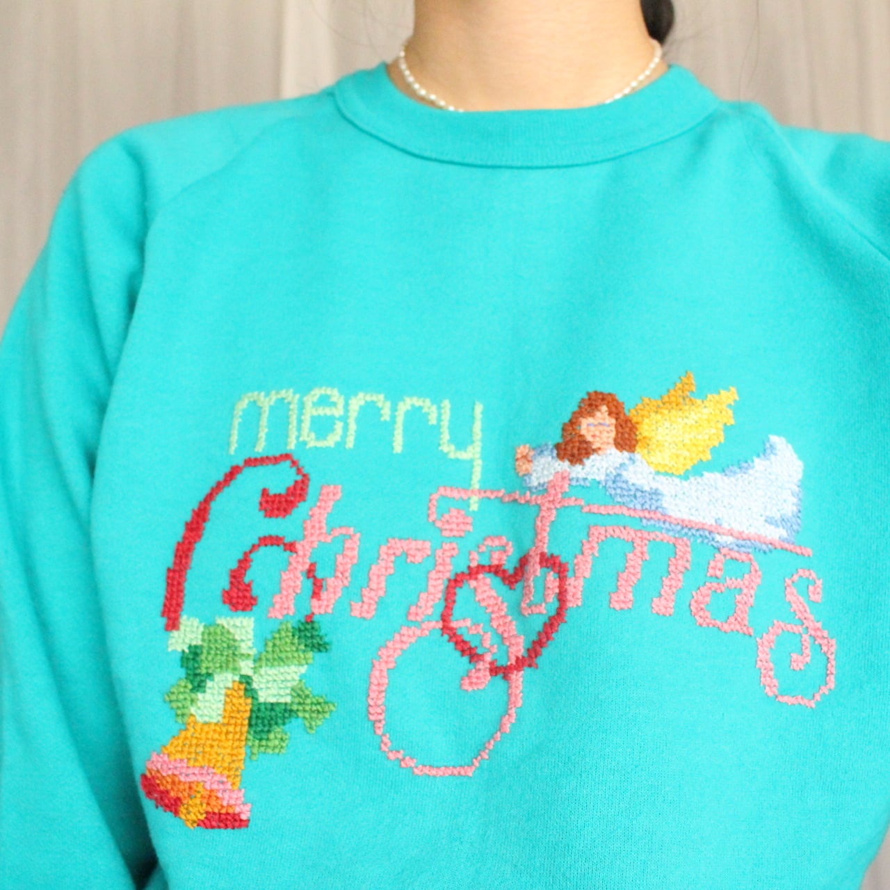 クリスマス刺繍トレーナー