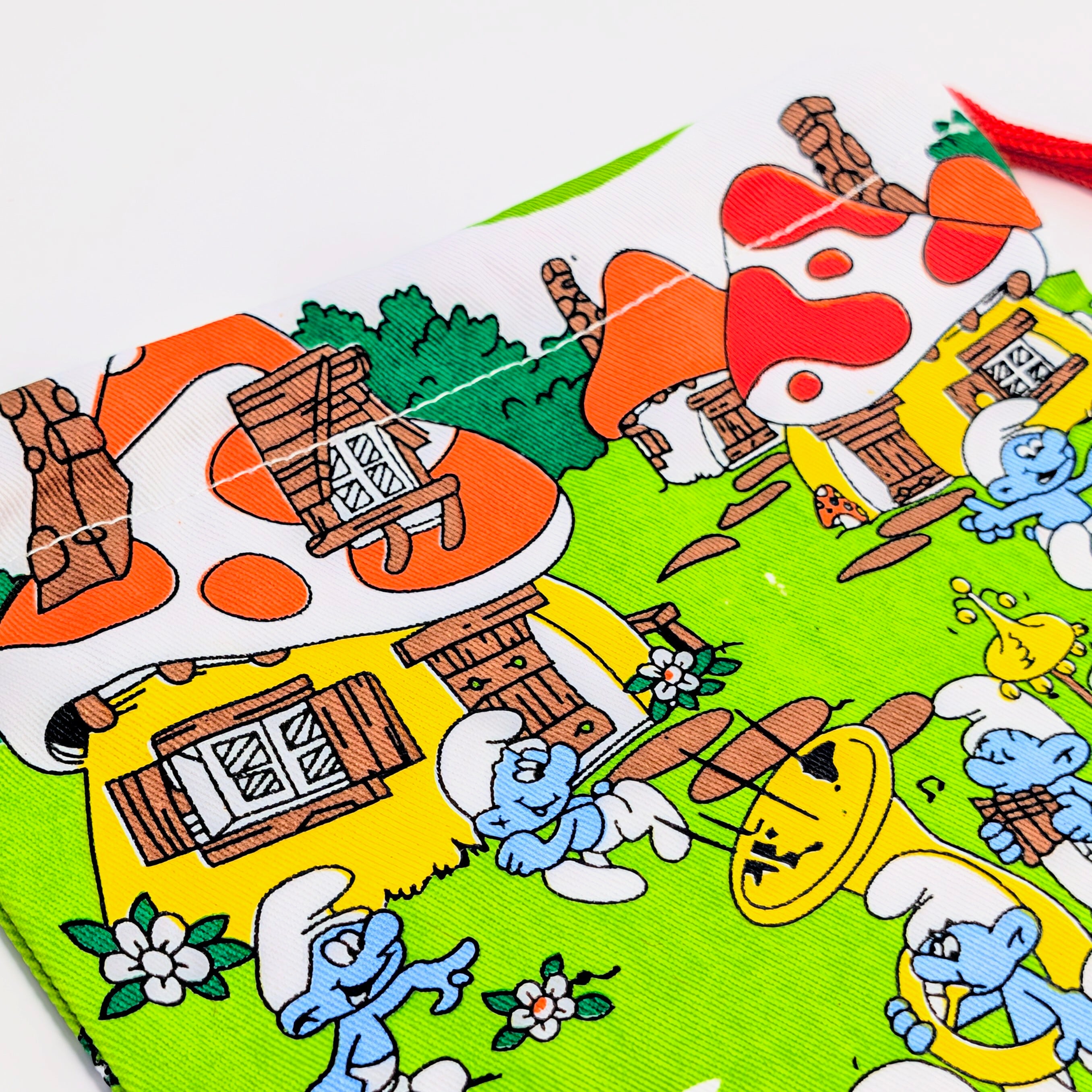 ✨️可愛すぎて何枚も欲しい♡✨️アメリカンキャラクターPURSE【 Smurf ( スマーフ ) 】 スマーフ村 / 巾着袋 〚アメリカン雑貨 アメトイ〛【 Smurf（ スマーフ ）】アメリカンキャラクター巾着袋 〚アメリカン雑貨 アメトイ〛