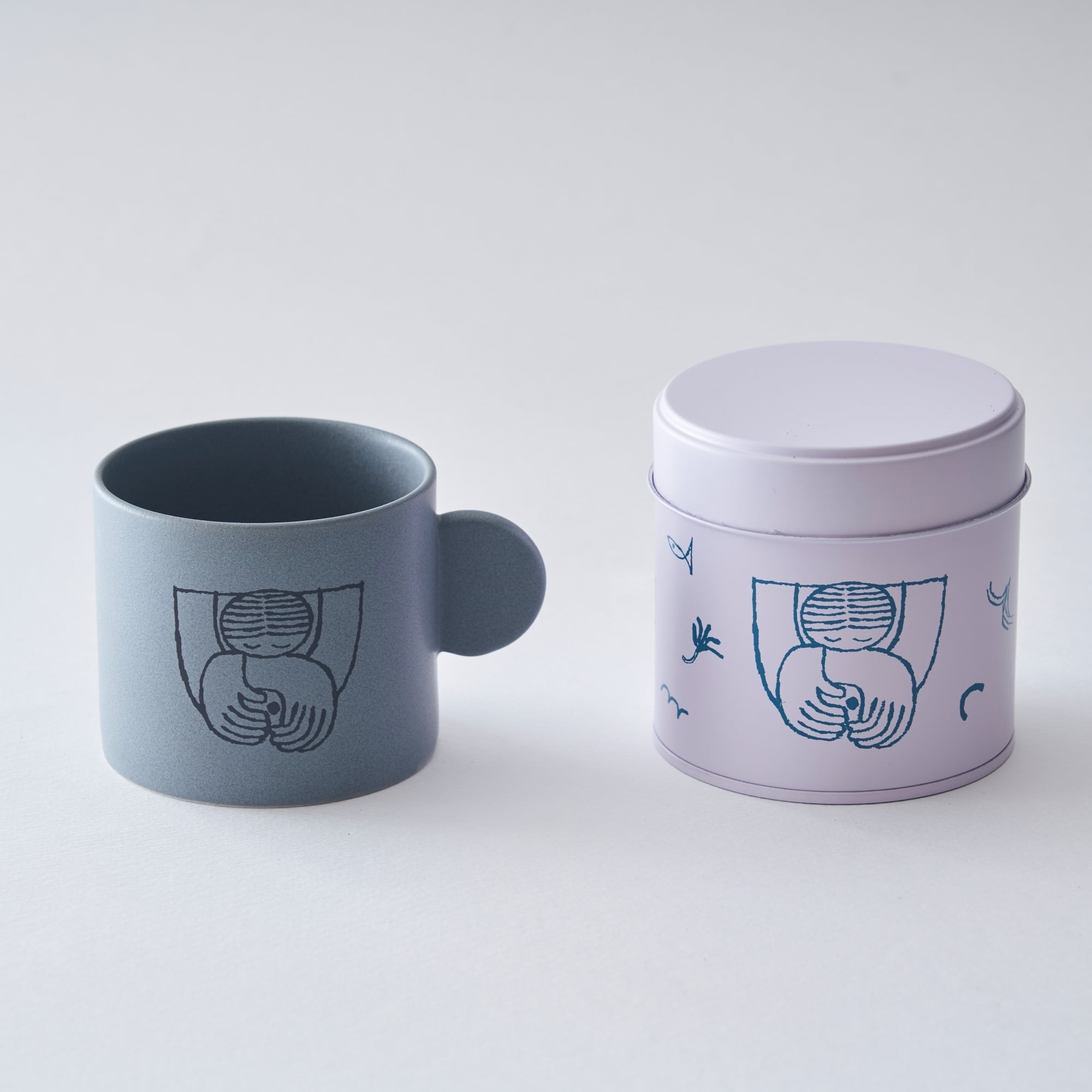 おすすめ 土屋未久 描きおろしイラスト入りマグカップ 紅茶缶set 気分でさがす Cafe Books Bibliotheque Online Store おすすめ 土屋未久 描きおろしイラスト入りマグカップ 紅茶缶set 気分でさがす Cafe Books Bibliotheque Online Store