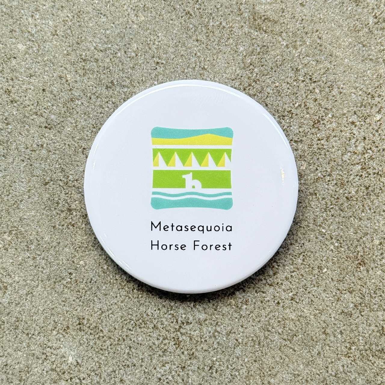 TCC缶バッジ メタセコイアと馬の森ロゴ