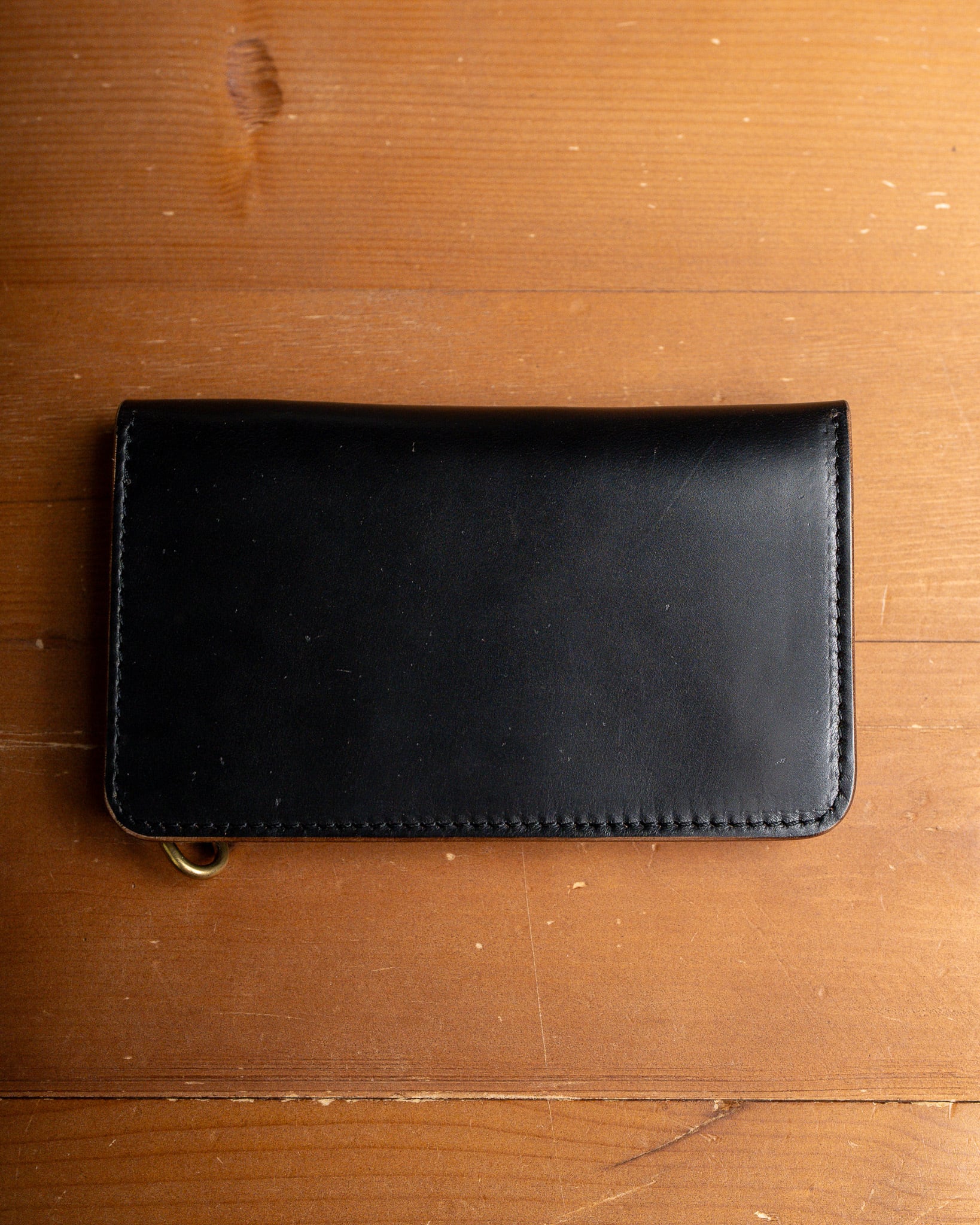 Additive and Line】Middle Tracker Wallet TWM-004 Maryam Horse Butt
