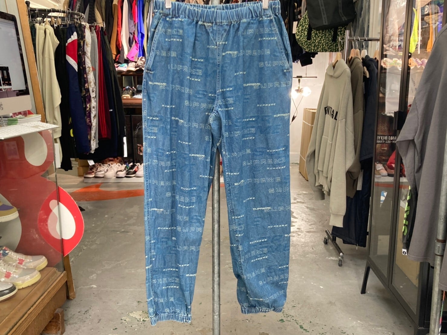 Supreme DIMENSIONS LOGO DENIM SKATE PANT BLUE MEDIUM 164765  