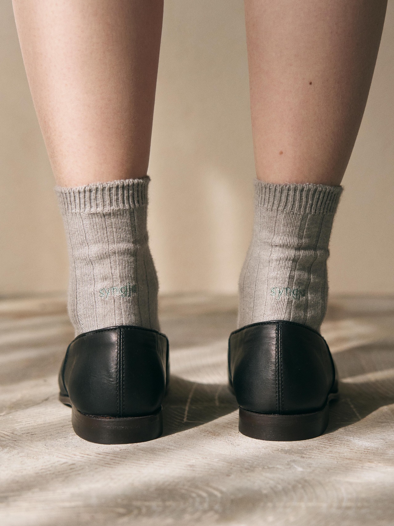 syngja Wide Rib Socks