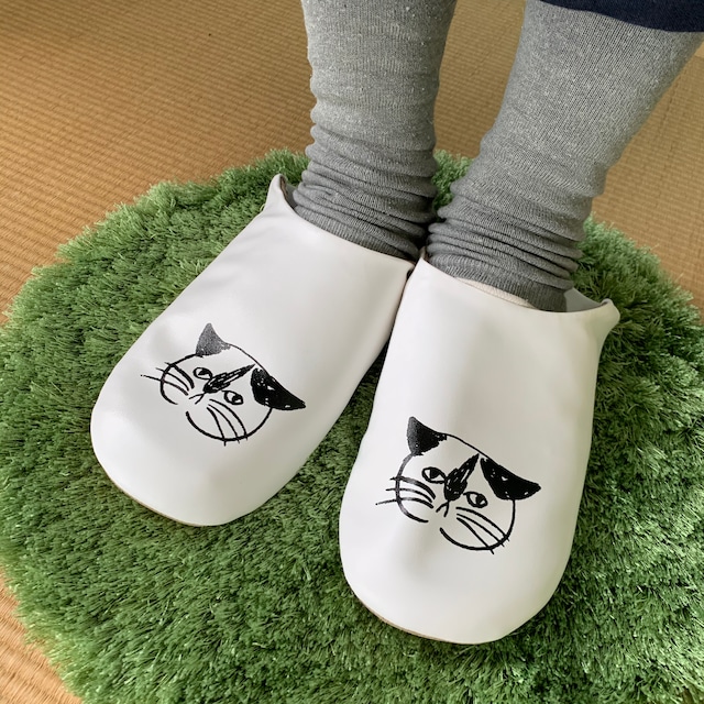 Matsuo Miyuki slipper Mike