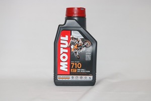 MOTUL 710 2T　（1L）