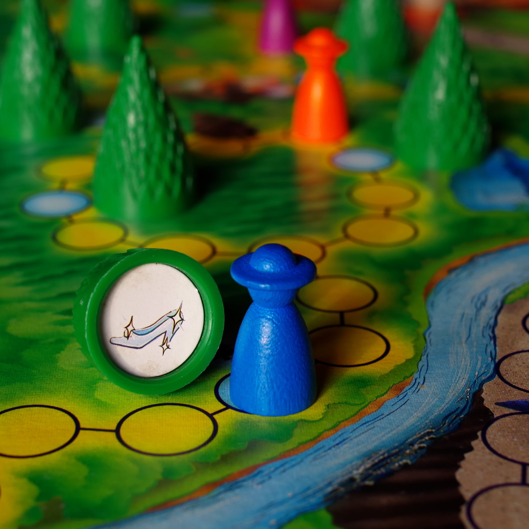 ザーガランド | 木のおもちゃ専門店 おもちゃ箱 イカロス 公式