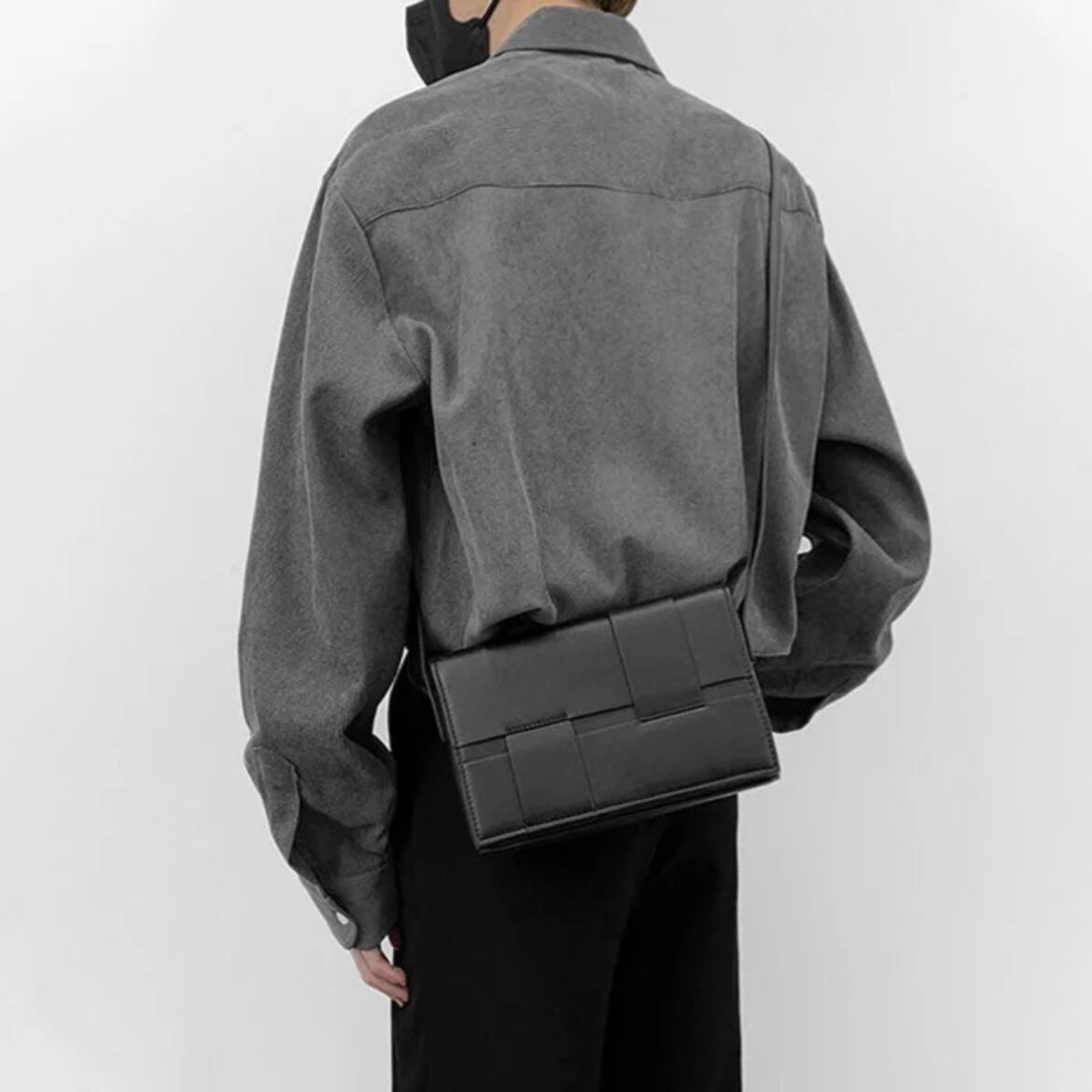 クロス デザイン レザー ショルダーバッグ クロスデザインレザーバック | KUDA